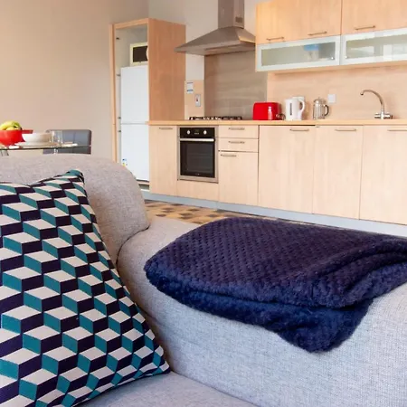 Modern & Spacious 2 Bedroom In The Heart Of Daire Dublin